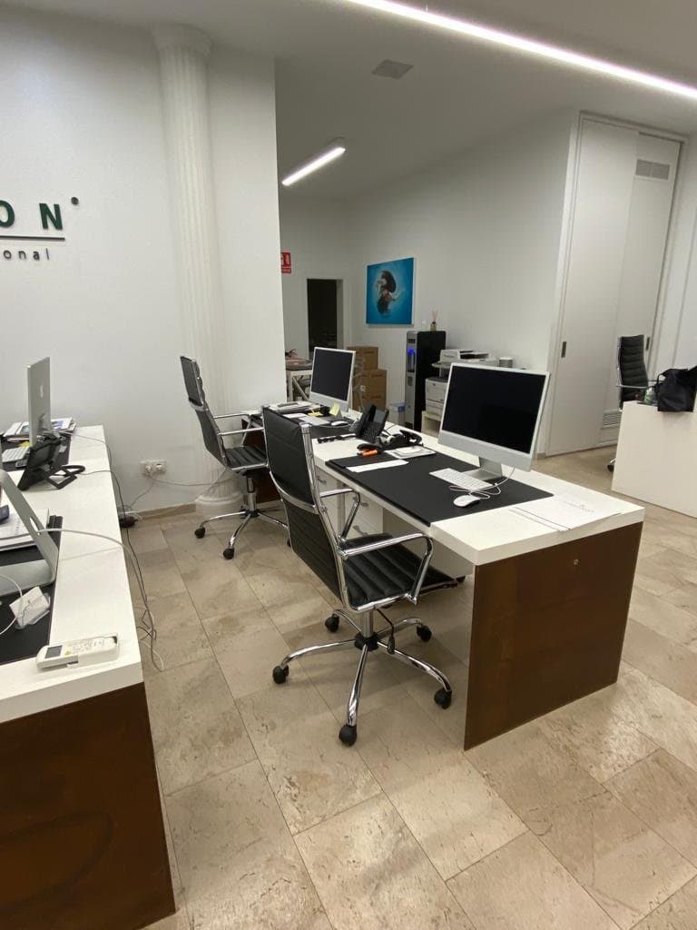 Limpieza de oficinas escritorios ordenadores Palma Mallorca